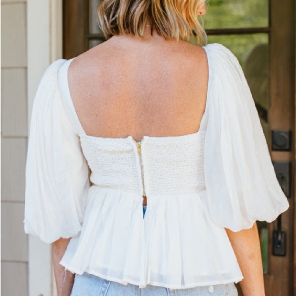 Vestique Cream Puff Sleeve Blouse - Picture 2 of 5